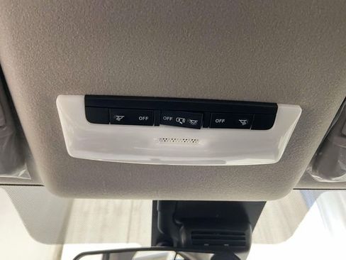 New 2025 Nissan Versa S w/ Trunk Package image 19