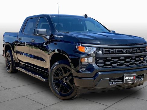 Used 2024 Chevrolet Silverado 1500 Custom RWD image 3