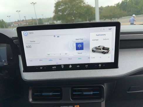 Used 2025 Ford Maverick XLT w/ Equipment Group 302A image 19