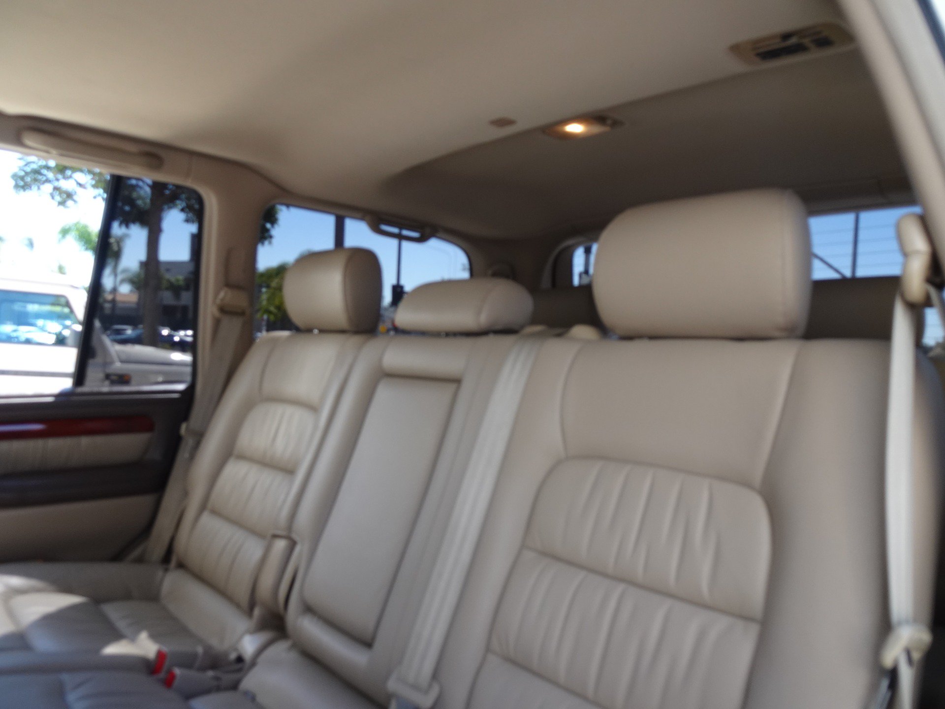 Used 2001 Lexus LX 470 4WD image 15