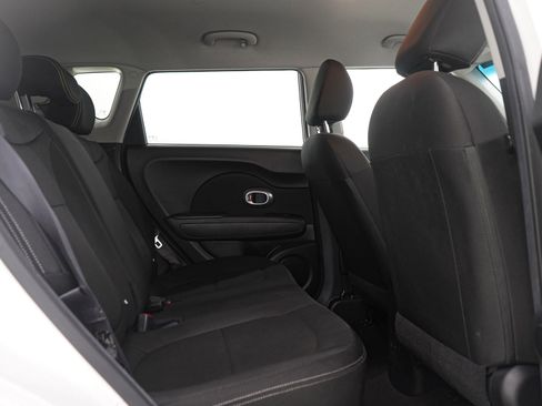 Used 2015 Kia Soul image 12