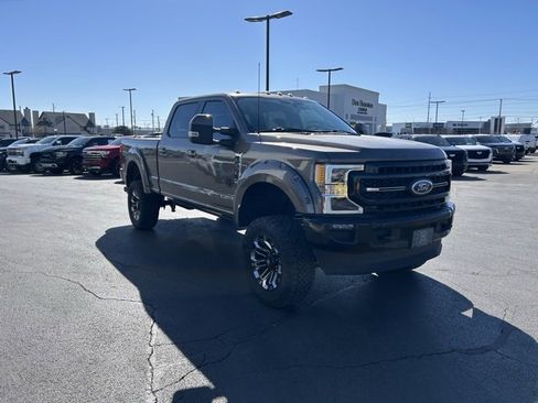 Used 2020 Ford F250 Lariat w/ Lariat Ultimate Package image 2