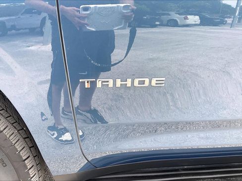 Used 2025 Chevrolet Tahoe Premier RWD image 32