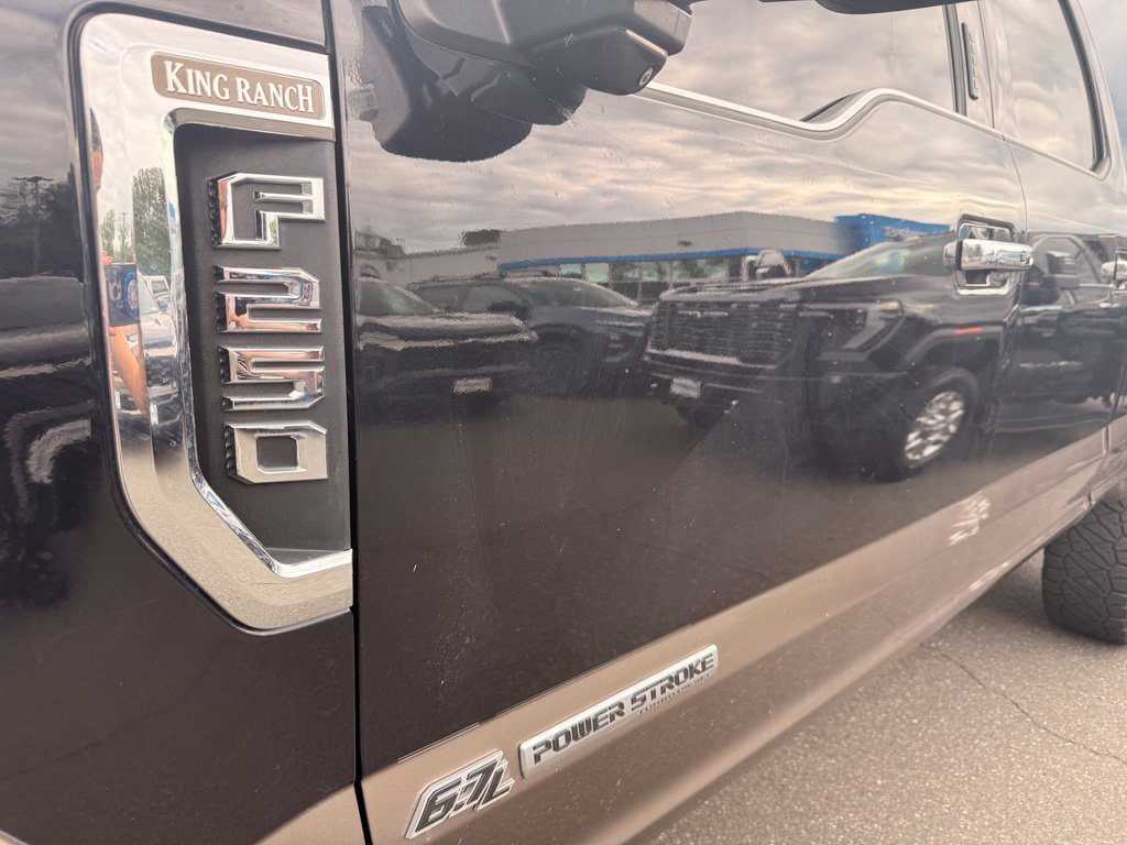 Used 2021 Ford F250 King Ranch w/ King Ranch Ultimate Package AWD/4WD image 5
