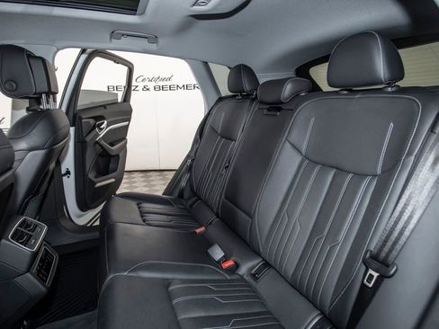 Used 2019 Audi e-tron Prestige AWD/4WD image 14