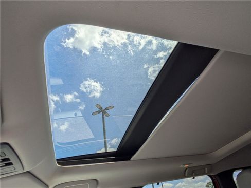 New 2025 Mitsubishi Outlander SEL image 23