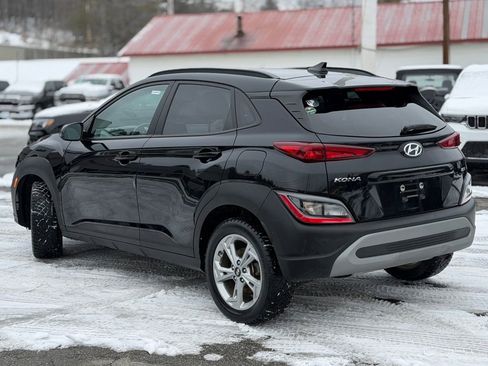 Used 2023 Hyundai Kona SEL image 3