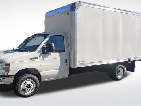 New 2026 Ford E-350 and Econoline 350 Super Duty w/ Power Equipment Group image 15