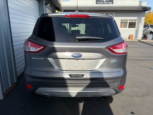 Used 2014 Ford Escape SE image 8