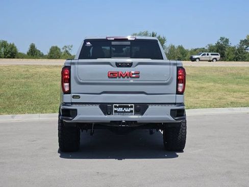 Used 2024 GMC Sierra 1500 Elevation w/ Elevation Premium Package AWD/4WD image 6