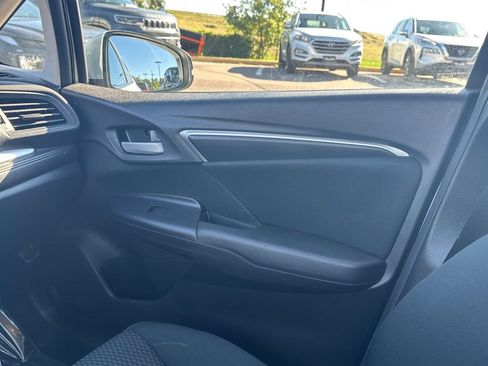 Used 2020 Honda Fit LX image 25