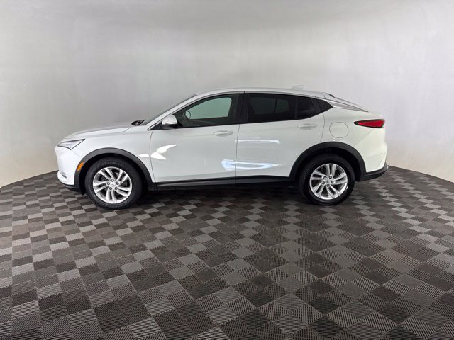 Used 2025 Buick Envista Preferred w/ Convenience II Package FWD image 8