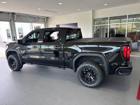 Used 2023 GMC Sierra 1500 AT4X AWD/4WD image 5