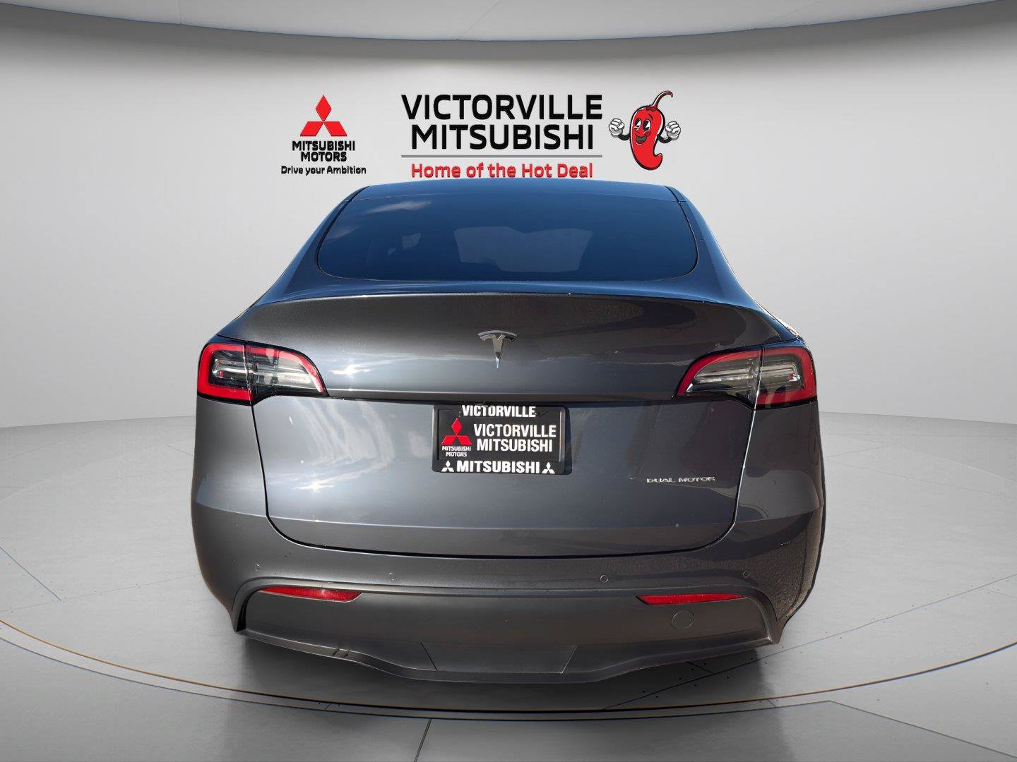 Used 2022 Tesla Model Y Long Range AWD/4WD image 6