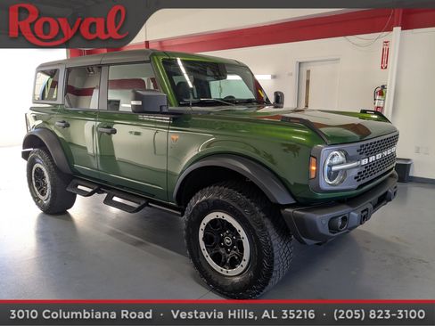 Used 2023 Ford Bronco Badlands w/ Sasquatch Package image 5