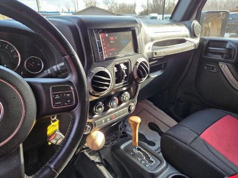 Used 2016 Jeep Wrangler Unlimited Sport w/ Quick Order Package 24S AWD/4WD image 17
