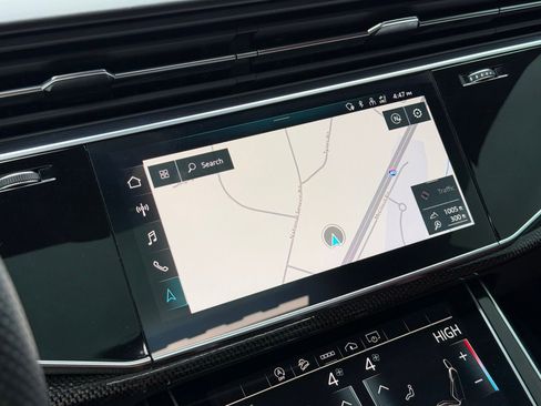 Used 2022 Audi SQ8 Premium Plus image 47