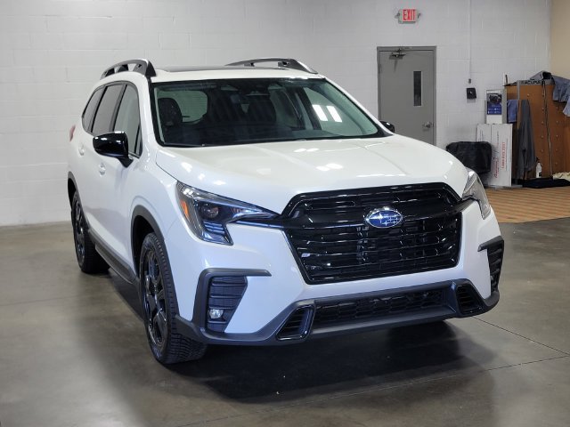 Used 2024 Subaru Ascent Onyx Edition AWD/4WD image 4
