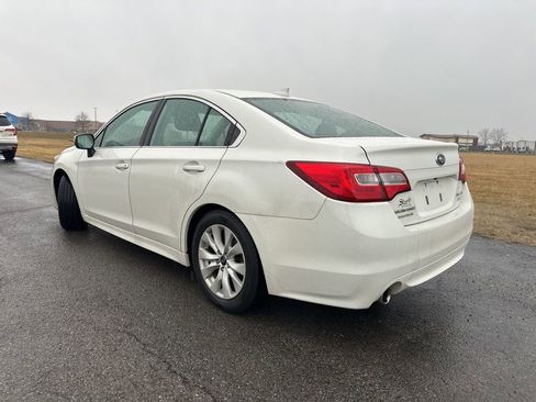 Used 2017 Subaru Legacy 2.5i Premium image 8