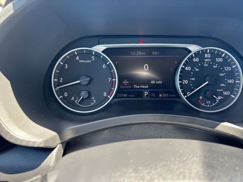 Used 2025 Nissan Sentra SV FWD image 38