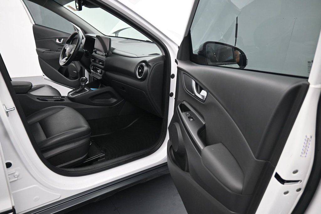 Used 2023 Hyundai Kona Limited FWD image 23