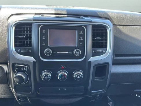 Used 2021 RAM 1500 Classic SLT RWD image 16
