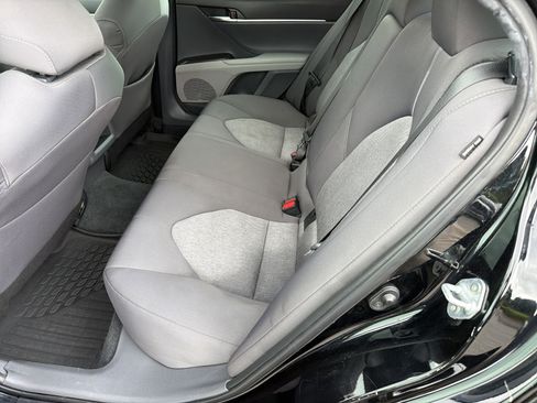 Used 2023 Toyota Camry LE FWD image 30