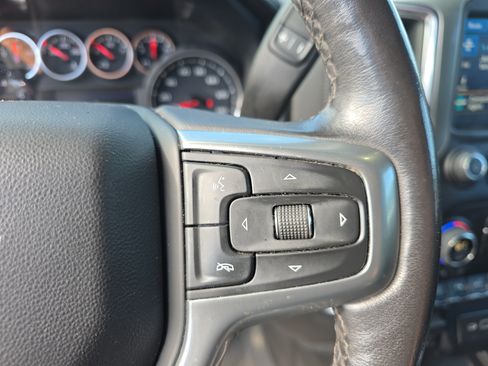 Used 2022 Chevrolet Silverado 2500 LTZ w/ LTZ Convenience Package AWD/4WD image 32