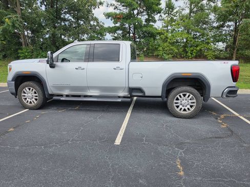 Used 2021 GMC Sierra 2500 SLT w/ SLT Convenience Package AWD/4WD image 4