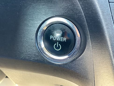 Used 2011 Toyota Prius Three image 33