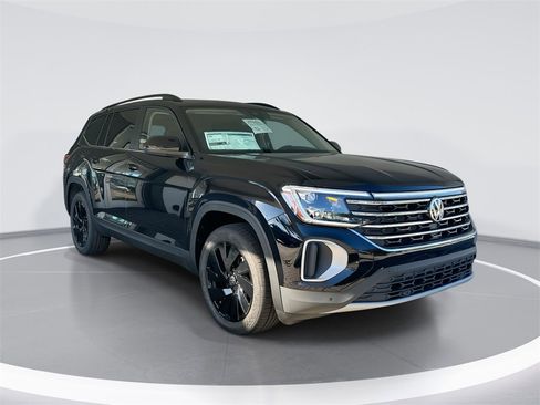 New 2026 Volkswagen Atlas SE image 55