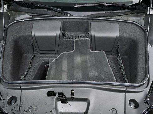 Used 2018 Audi R8 V10 w/ Premium Package image 27