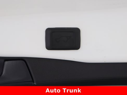 Used 2024 Toyota RAV4 XLE image 34