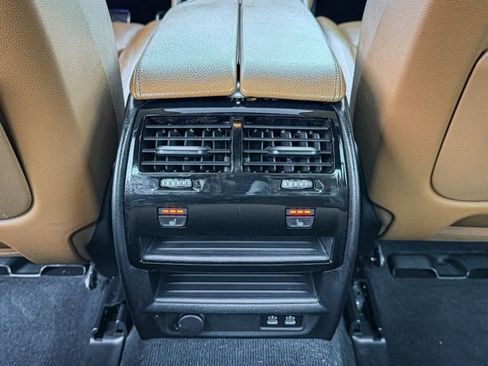 Used 2023 BMW 540i xDrive w/ M Sport Package AWD/4WD image 40