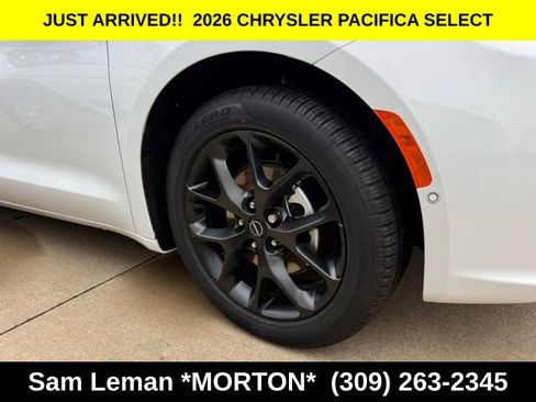 New 2026 Chrysler Pacifica Select w/ S Appearance Package image 4
