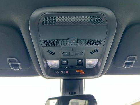 Used 2020 Cadillac XT6 Sport image 26