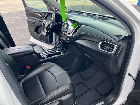 Used 2022 Chevrolet Equinox Premier AWD/4WD image 10