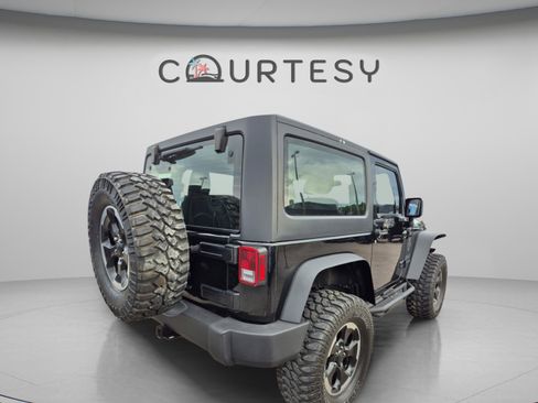 Used 2015 Jeep Wrangler Sport AWD/4WD image 6