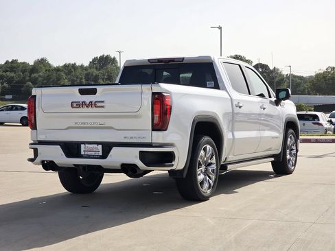 Used 2023 GMC Sierra 1500 Denali w/ Denali Reserve Package AWD/4WD image 4