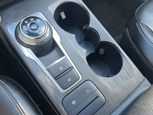 Used 2022 Ford Escape SEL w/ Technology Package image 21