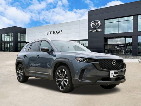 Used 2025 MAZDA CX-50 AWD 2.5 S w/ Premium Plus Pkg image 4
