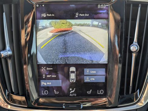 Used 2018 Volvo S90 T5 Momentum w/ Convenience Package image 22