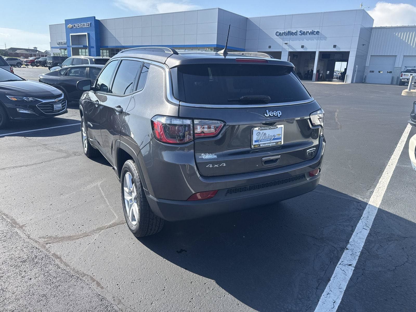 Used 2022 Jeep Compass Latitude AWD/4WD image 5