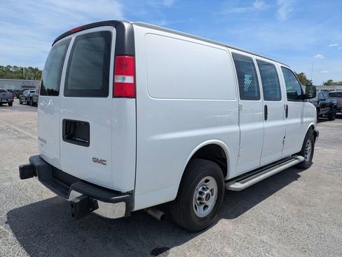 Used 2024 GMC Savana 2500 w/ Driver Convenience Package RWD image 9
