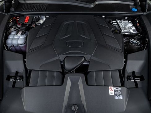 New 2026 Porsche Cayenne Coupe image 36