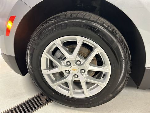 Used 2024 Chevrolet Equinox LT w/ LPO, Floor Liner Package image 9