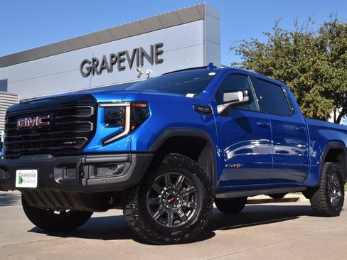 Used 2024 GMC Sierra 1500 AT4X image 2