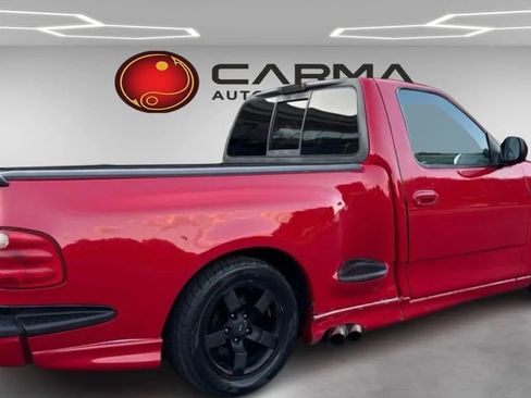 Used 2001 Ford F150 Lightning RWD image 6