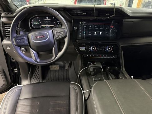 Used 2024 GMC Sierra 1500 AT4X w/ AT4X AEV Edition image 9