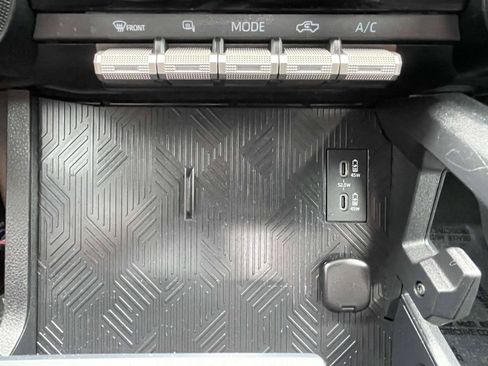 Used 2024 Toyota Tacoma TRD Sport RWD image 31